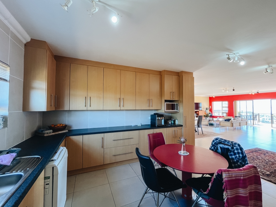 4 Bedroom Property for Sale in Island View Western Cape